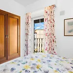 Aldea Del Mar - Rustic Temple